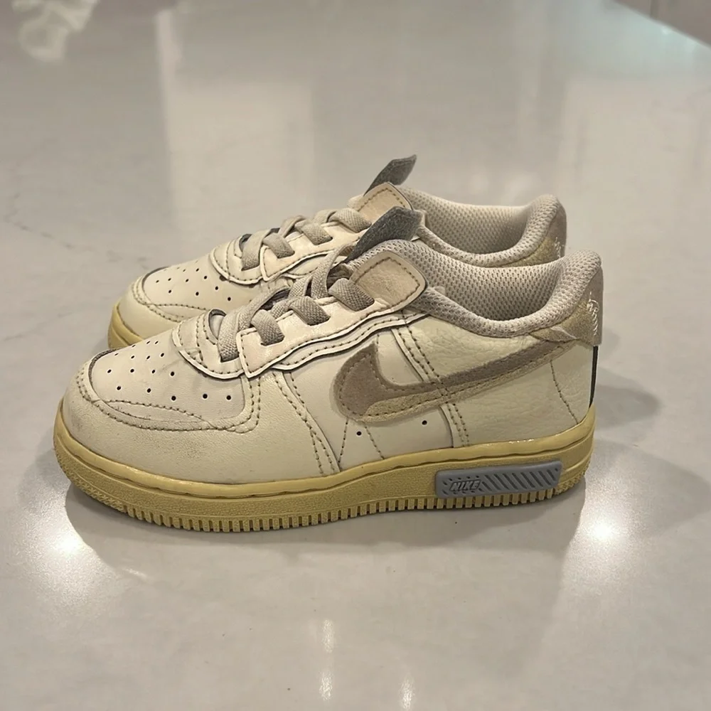 Nike Air force, toddler boy size 9
